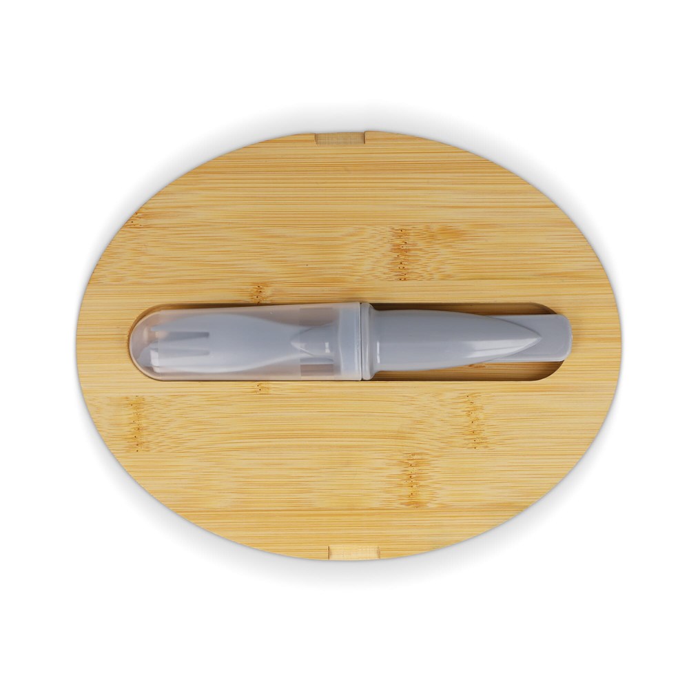 Lunchbox with bamboo lid and cutler
